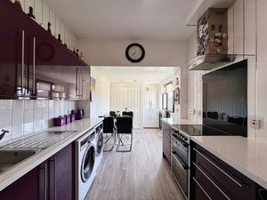 Photo 2- click for photo gallery